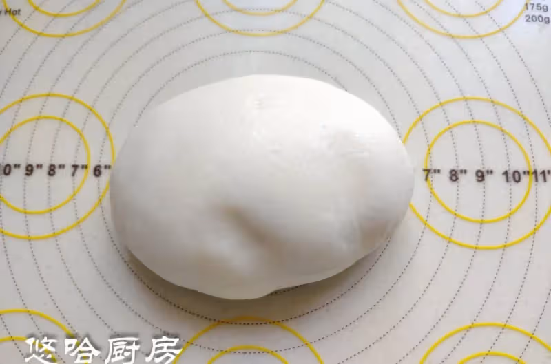 香軟、綿密、不甜膩!芋泥麻薯蛋黃酥,我一口氣吃了三個~