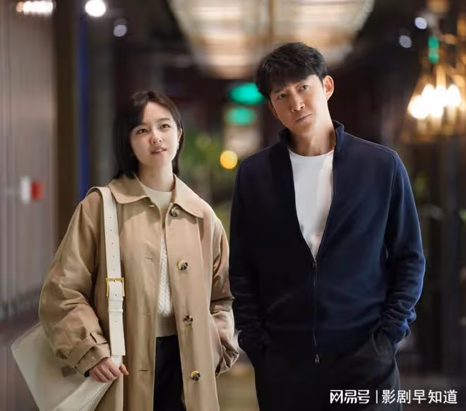裝腔啟示錄:唐影揭露中年霸總的惡趣味,多金濾鏡被打碎的老男人