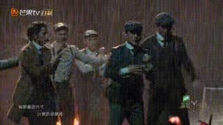 「演員沒資格生病」!王耀慶帶腳傷完成唱跳舞台:愧對隊友及觀眾