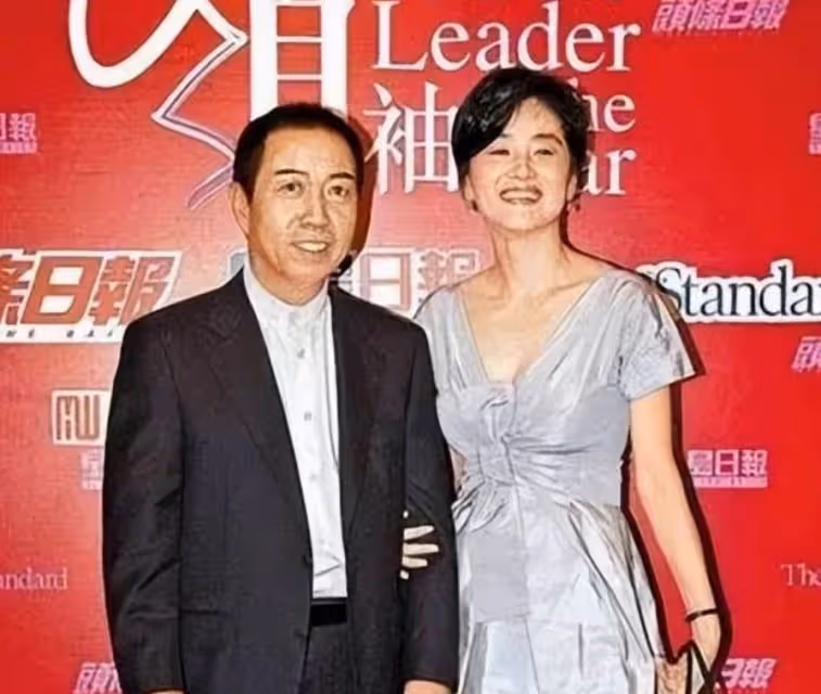 林青霞:我這輩子最正確的決定,就是為丈夫生下兩個女兒