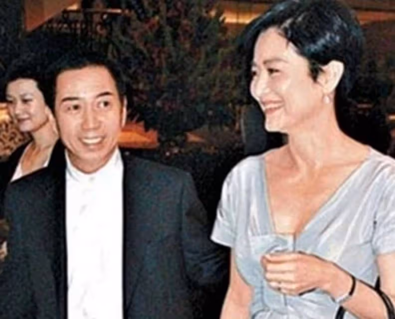 林青霞：我這輩子最正確的決定，就是為丈夫生下兩個女兒