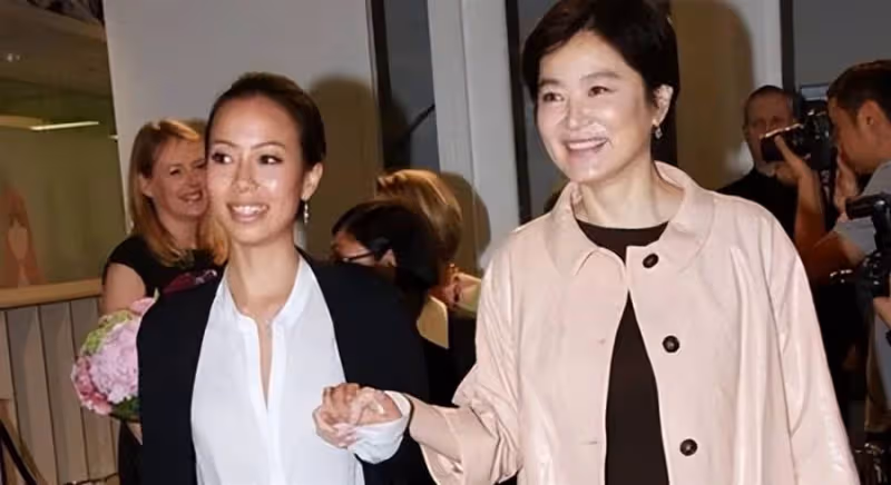 林青霞：我這輩子最正確的決定，就是為丈夫生下兩個女兒