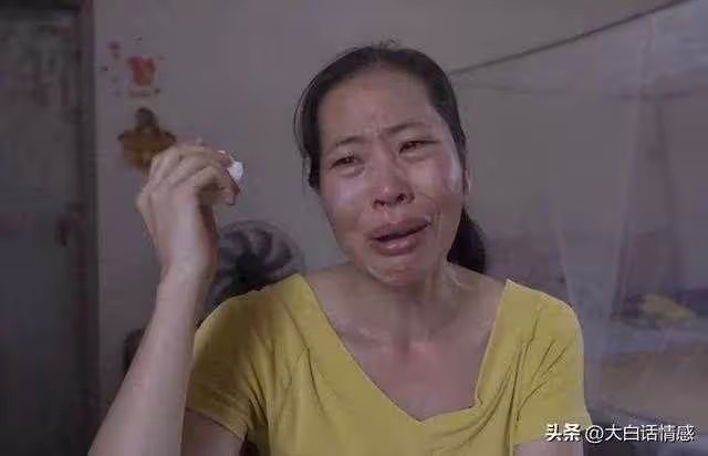 父親「娶繼母後」把我趕出家門! 6年後事業有成「想回家炫耀」讓他們後悔「一打開家門」我腿軟大哭:父愛如山…
