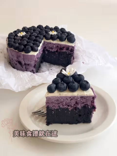 🫐黑芝麻布朗尼藍莓慕斯,多重口感
