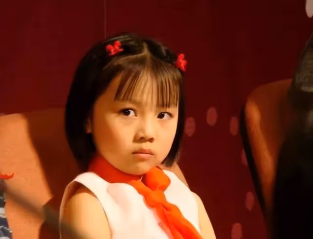 08年奧運會開幕式,9歲女孩假唱,被罵15年,現在過的如何?