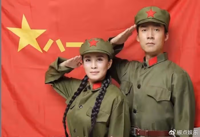 她,長得美演技好,出道30多年沒啥名氣,嫁小丈夫不生孩子也幸福