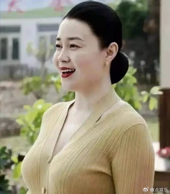 人間胸器關婷娜內心獨白:做女人「挺」好,只有懂情趣的男人才知道