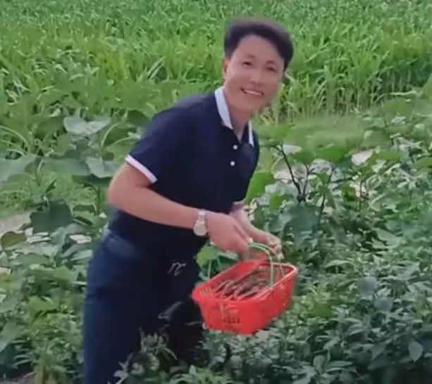 突發!千萬粉絲網紅秀才帳號疑被封,曾被譽為「中老年婦女偶像」