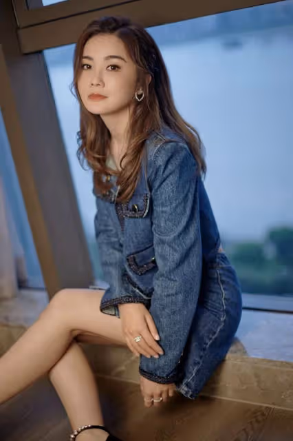 颱風襲港眾藝人豪宅受災,蔡卓妍家徹夜漏水,TVB小花家變水簾洞