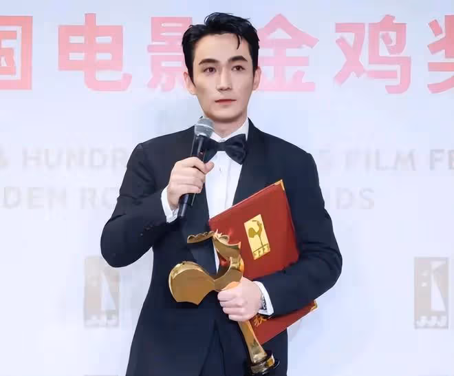 朱一龍再提「影帝」!《消失的她》口碑下降,網友質疑提名存黑幕