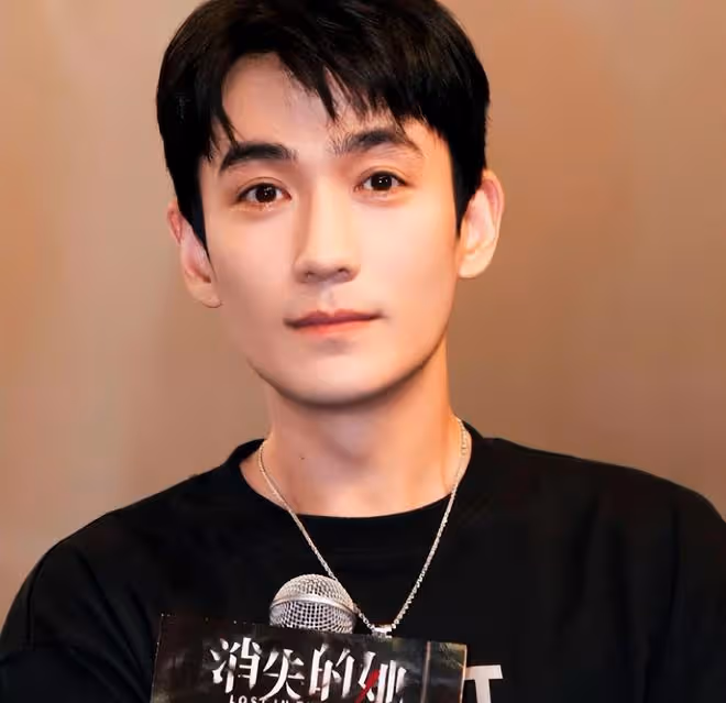 朱一龍再提「影帝」!《消失的她》口碑下降,網友質疑提名存黑幕