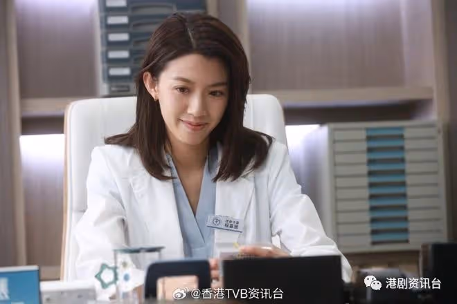 蔡思貝一原因用針拮自己!與何廣沛同期出道首度合作