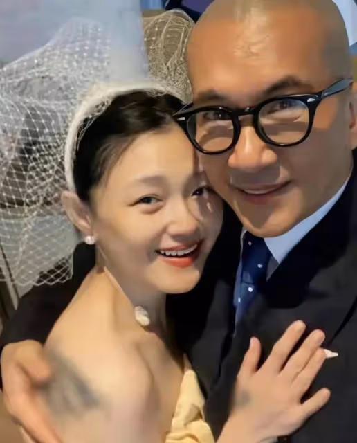 大S沒懷雙胞胎,但不願出門下床,具俊曄把她寵成腳不沾地的女人