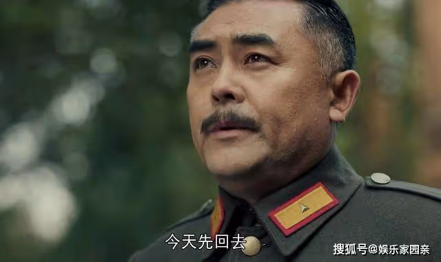 《蜂巢》越看越糊塗，黑匣子到底有幾個？不是燒腦而是莫名其妙