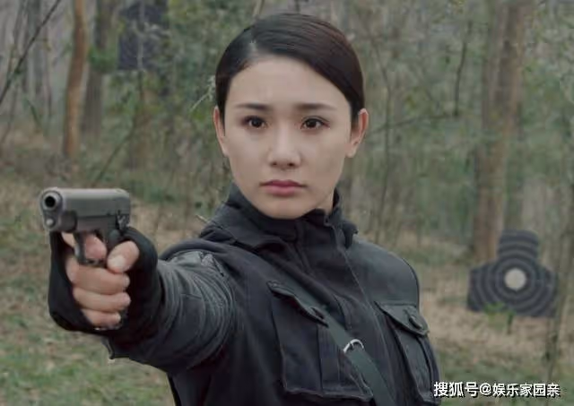 《蜂巢》越看越糊塗,黑匣子到底有幾個?不是燒腦而是莫名其妙