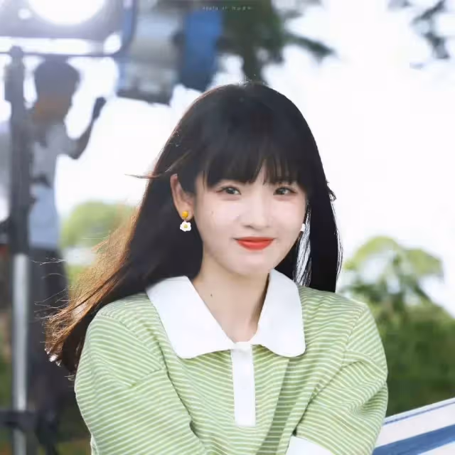 內娛那些圓臉女明星，趙麗穎國泰民安，譚松韻顯小，誰是你的審美