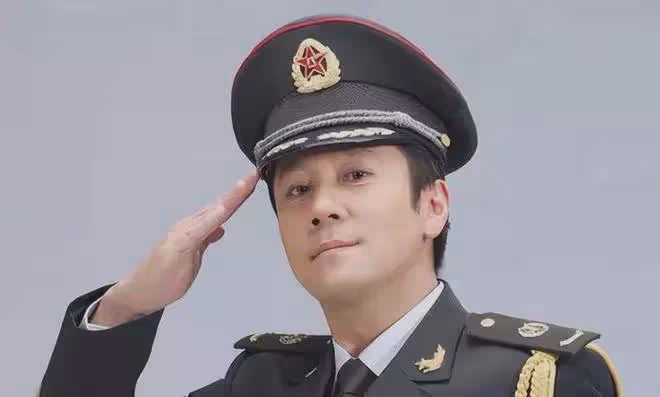 開除軍籍！穿和服斂財，追悼日本首相！蔡國慶等明星被點名批評