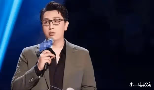 42歲華少被曝帶走風波,憔悴面容疑受打擊過度,曾被扒億級資產