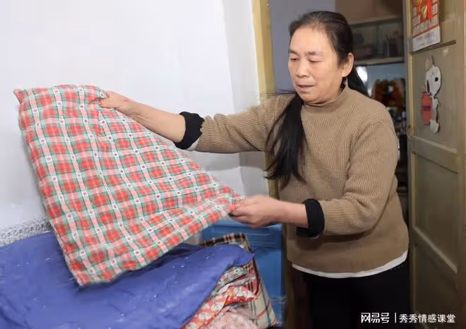 我52歲,月薪6000給大爺當保姆,他卻堅持每天親自炒菜給我吃
