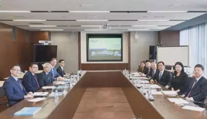 許家印:一副土皇帝作風,副總三聲之內未接電話,就會被罰款2萬