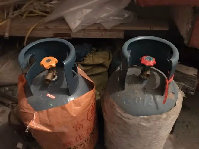 回顧女強人得絕症，整天生不如死，雇閨蜜男友殺自己被騙走救命錢