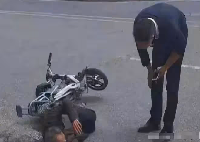 回顧老人無故摔倒無人扶終死亡,家屬怒將路人告上法庭!結果如何
