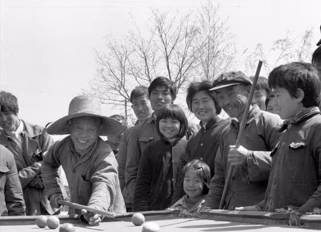 1995年,惡霸兒子強搶民女,57歲母親大義滅親,私自除害罪不可恕