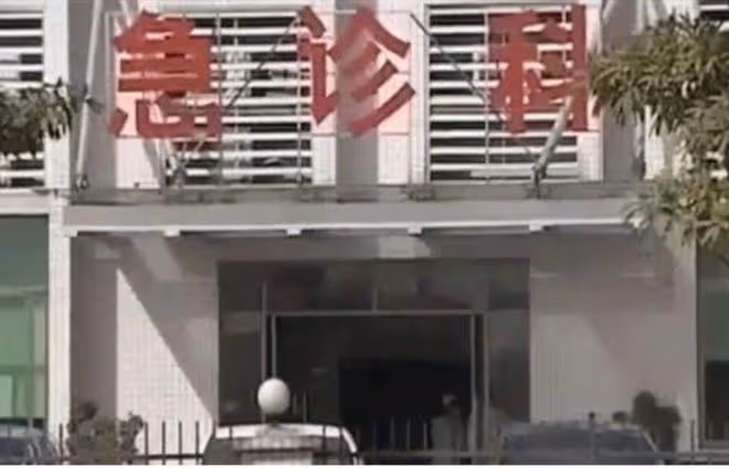 回顧，吳偉青扶老人反被訛20萬，為證清白絕望跳河，結果如何