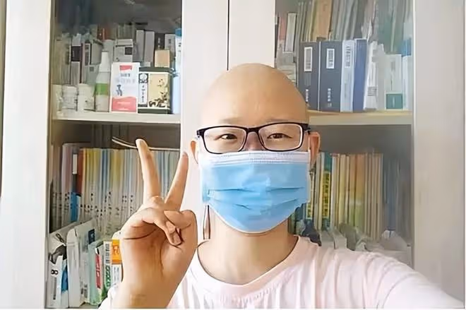 河北女孩12歲被確診骨癌,抗癌七年花費百萬:我憑什麼該去死
