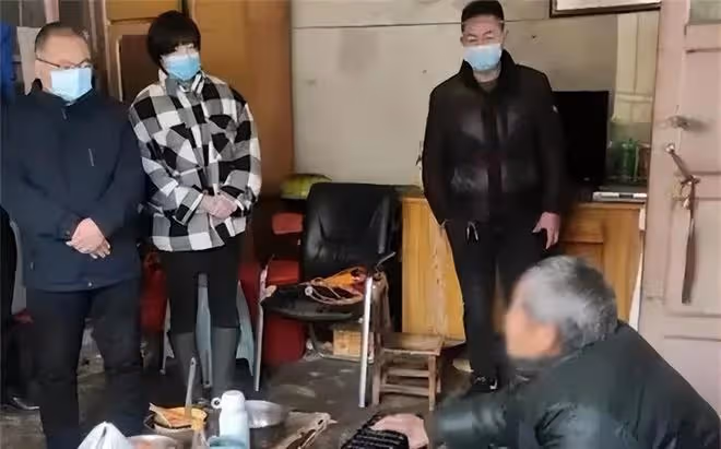 2022年,兩夫妻拿死亡證明去銀行尋找亡子存款,銀行:只有3塊
