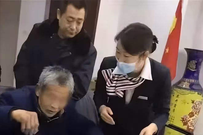 2022年,兩夫妻拿死亡證明去銀行尋找亡子存款,銀行:只有3塊