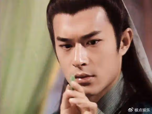 科技臉和自然臉區別多大?看完這5位香港老牌男神近照,你就知道了