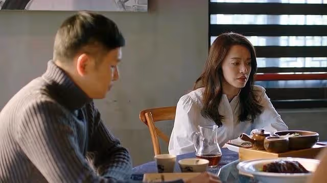 給女兒陪嫁了一套房,婆婆聽後帶小叔子一家上門鬧:我孫子咋整