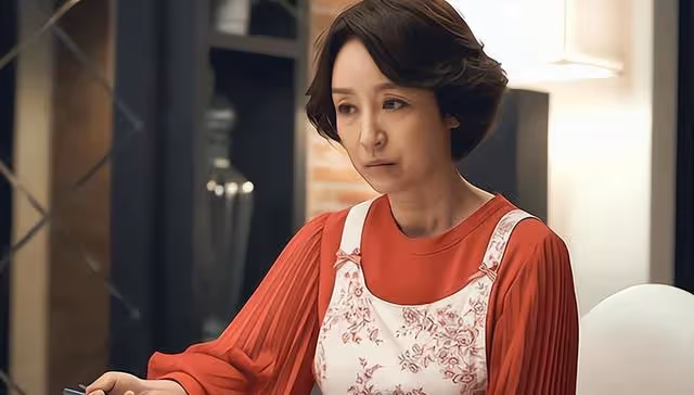 給女兒陪嫁了一套房，婆婆聽後帶小叔子一家上門鬧：我孫子咋整