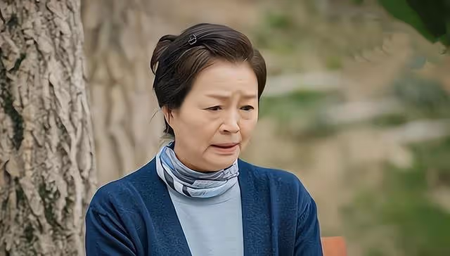給女兒陪嫁了一套房，婆婆聽後帶小叔子一家上門鬧：我孫子咋整