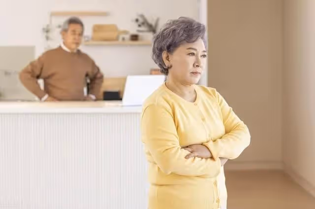 兒媳在婆家不幹活小姑子氣憤吵架,婆婆怒:我生病她守我7天你呢