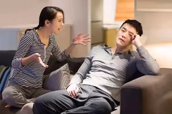 丈母娘賴在女兒家養老,女婿提出三個條件,聽完立馬就翻臉了
