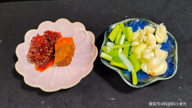 豆腐和它天生一對,一碗全是高蛋白!花小錢燉一碗,營養極好,美味妙不可言