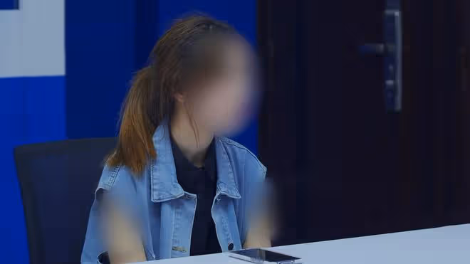 回顧:20年女子大鬧派出所對民警又打又踢,放言整個長沙我是老大