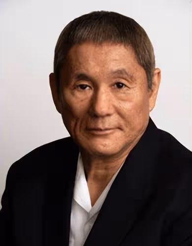 宮澤理惠日本美強慘,11歲被母親送上導演的床,27歲回國逆風翻盤