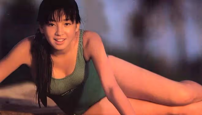 宮澤理惠日本美強慘,11歲被母親送上導演的床,27歲回國逆風翻盤