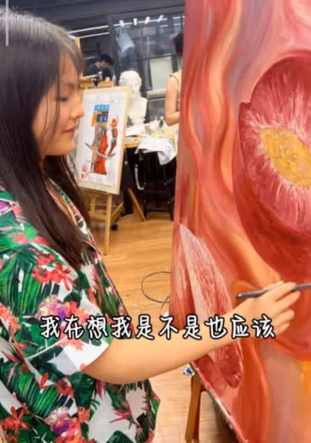 王岳倫送愛女出國上學，夸女兒越來越成熟優秀，王詩齡落淚告別