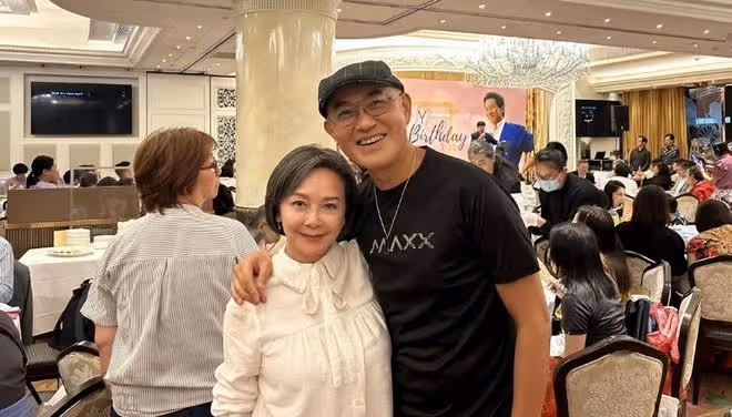 陳百強65歲冥誕,家人為歌迷設宴,何超瓊私下悼念舊愛