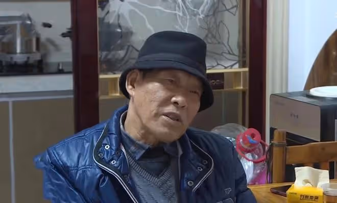 房子徵收款200萬,兒子全部占為己有,老人竟吃老鼠藥選擇自盡