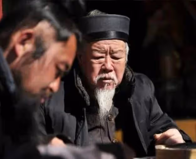 2014年，一四川算命先生被人當街刺死，兇手：誰讓他算得那麼准
