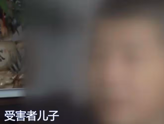14年老太橫穿馬路喪命,先後4輛車碾壓而過,為何兇手不只4人
