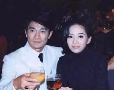 劉德華:我這輩子,最感謝「8個人!」尤其是周潤發,我必須用「生命」去感謝:懂得「感恩」的人,運氣永遠不會差。