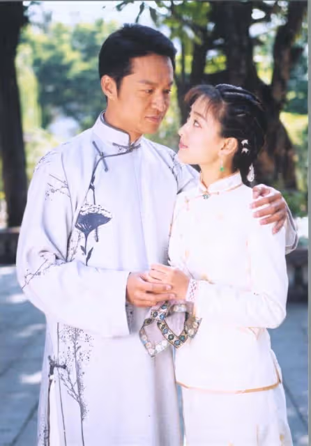 馬景濤這是怎麼了?演出期間做歪嘴動作,網友懷疑他中風面癱