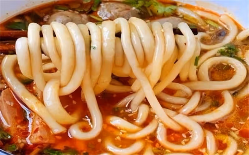 10元一份的土豆粉,教你在家自己做,成本低量又足,超級好吃