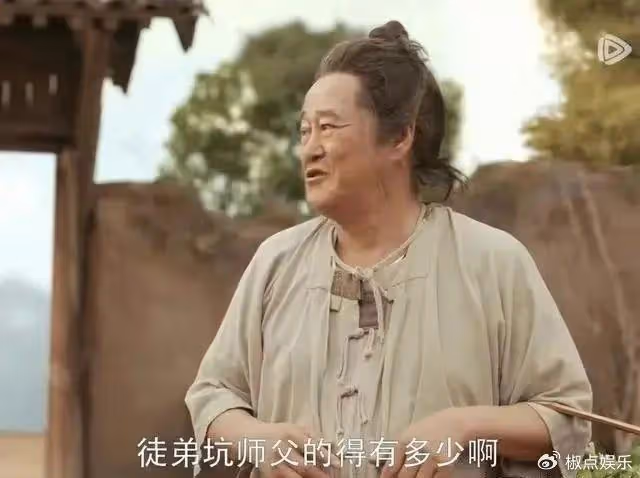 65歲趙本山在鄉村別墅宴客,穿萬元衣服下廚,新劇疑似內涵郭德綱